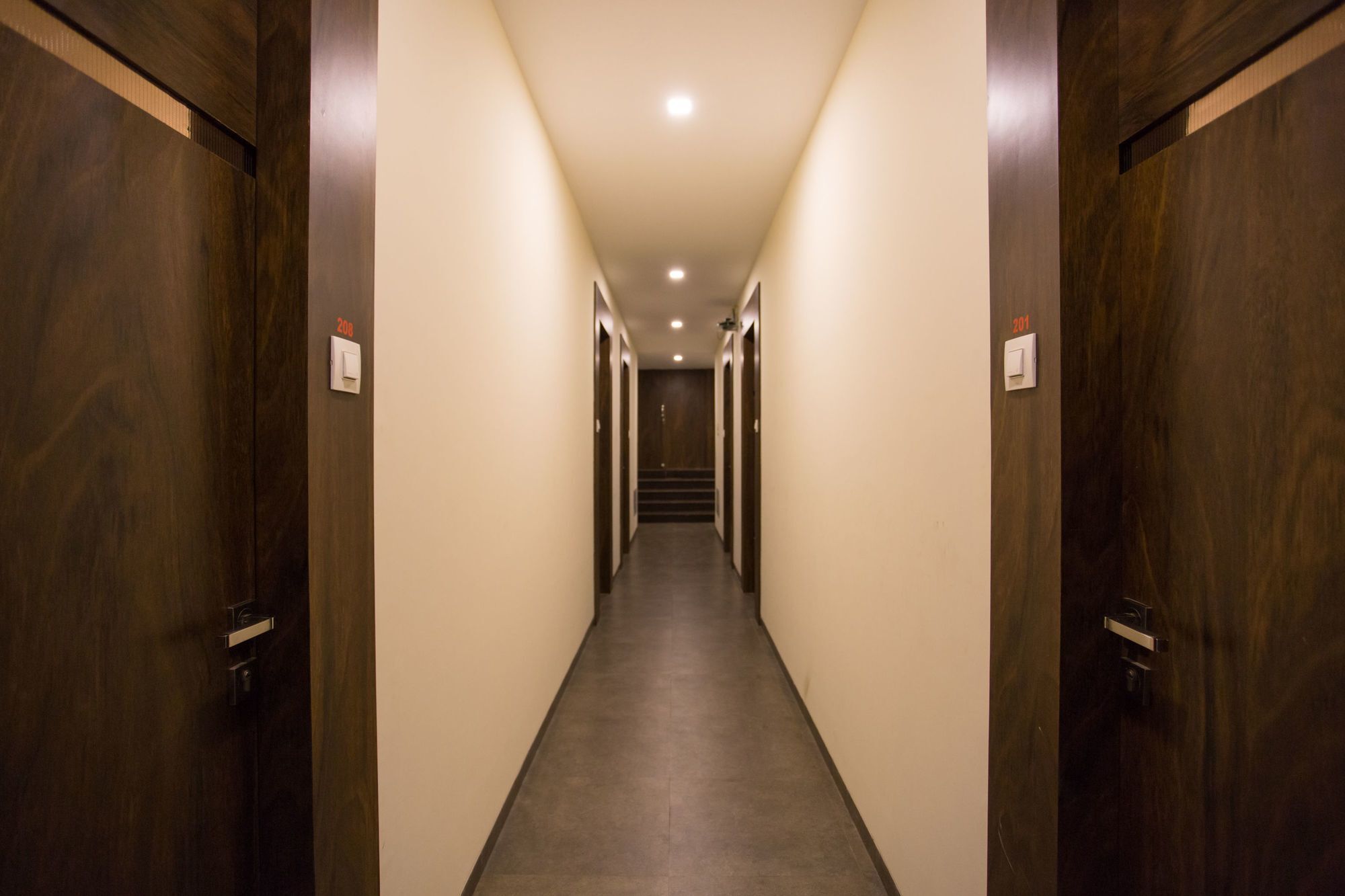 מלון נאווי מומבאי Oyo 7156 Hill View Residency מראה חיצוני תמונה