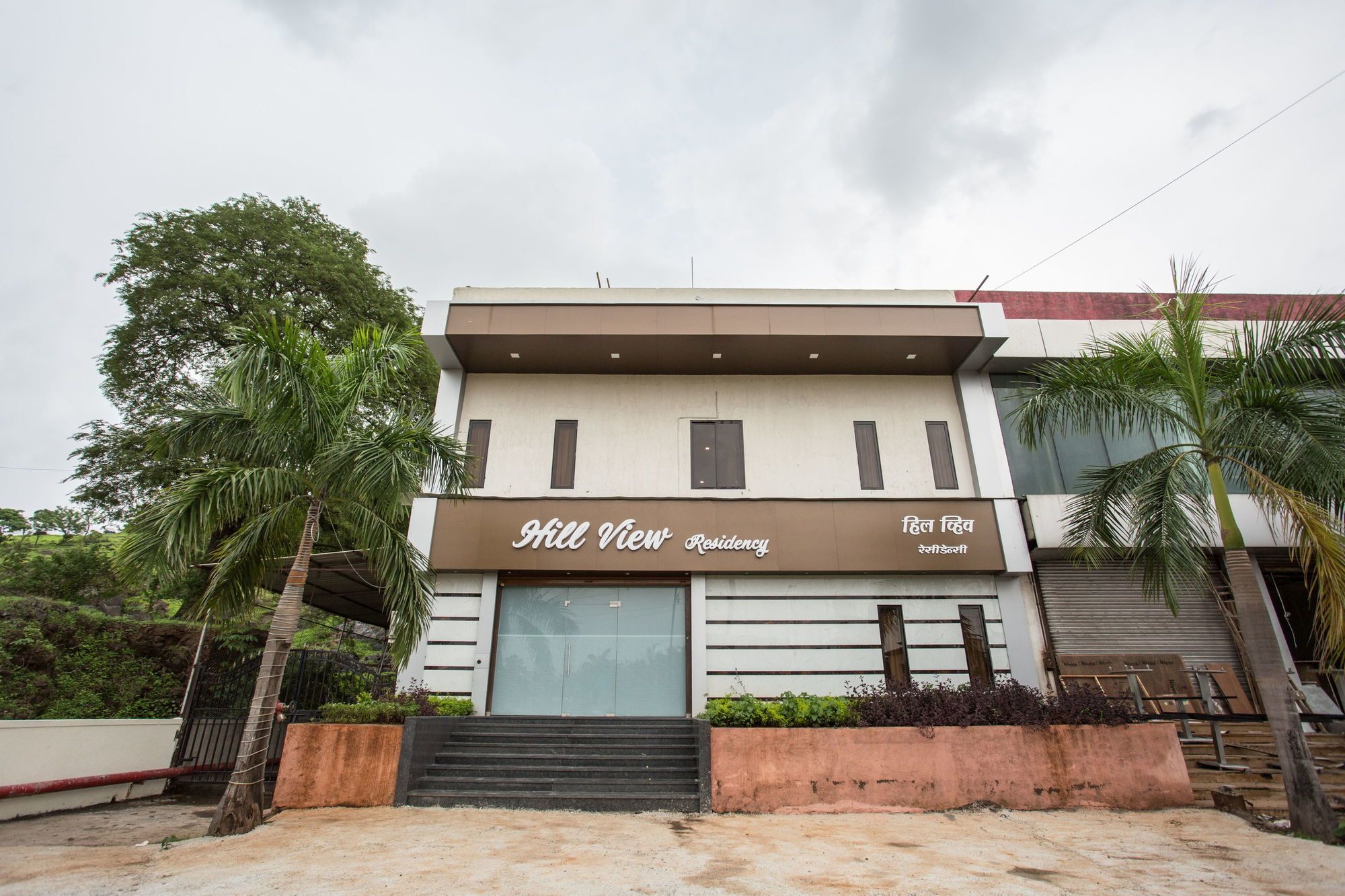 מלון נאווי מומבאי Oyo 7156 Hill View Residency מראה חיצוני תמונה